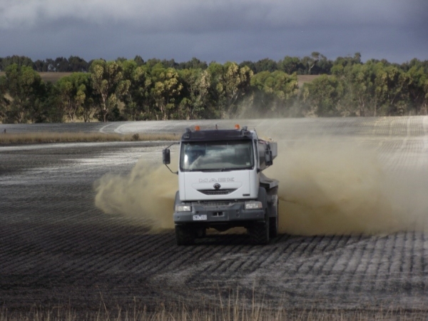 Lime spreading | AusWest & Stephen Pasture Seeds